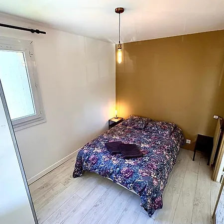 Beautiful 54 M With Parking In Apartament *