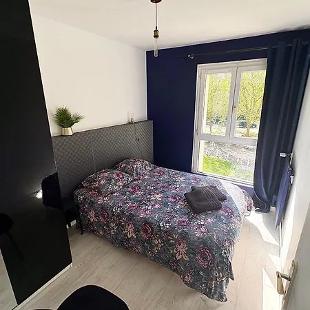 Beautiful 54 M With Parking In Apartament *